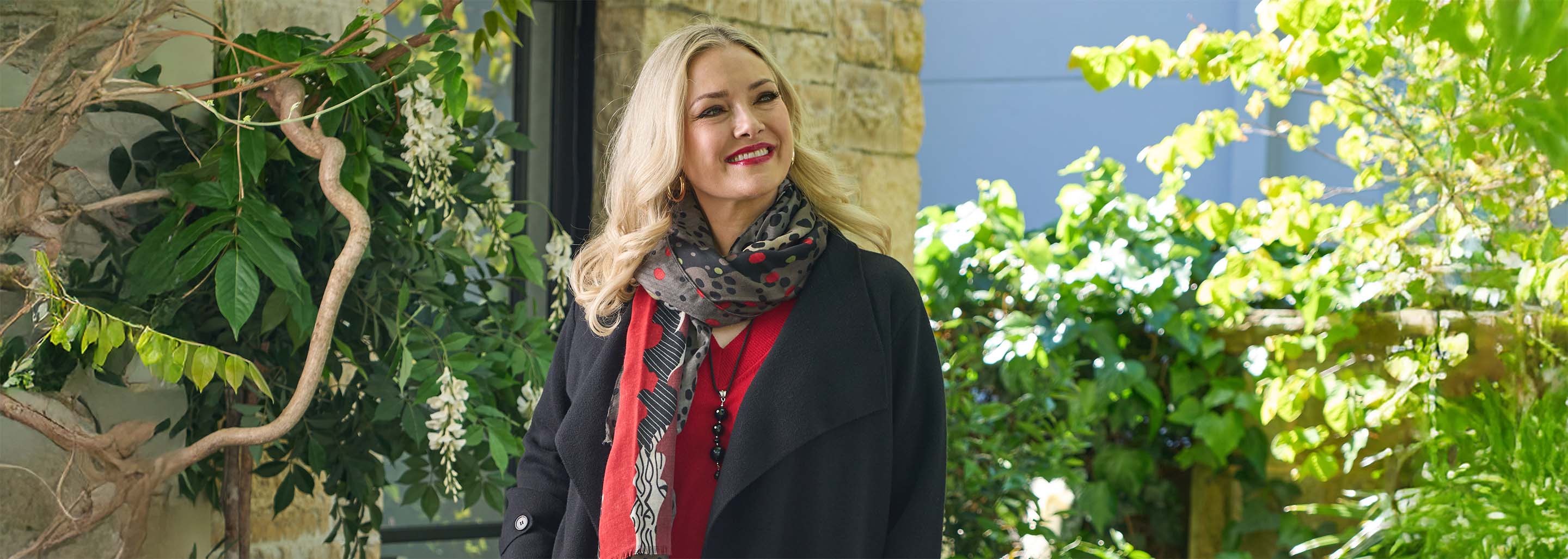 Plus Size Jumpers & Cardigans