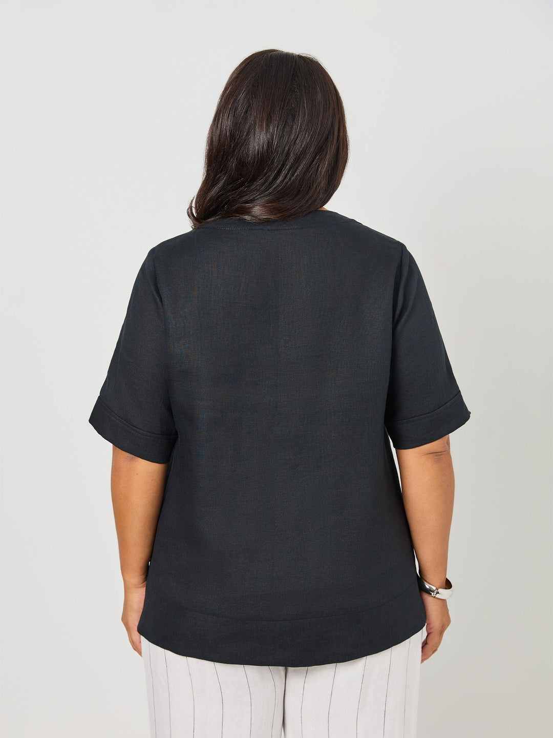 V-Neck Linen Top - Black