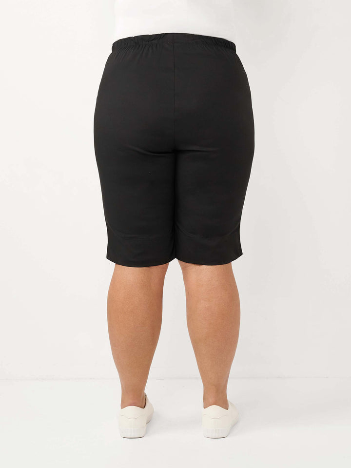 City Cotton Short - Black