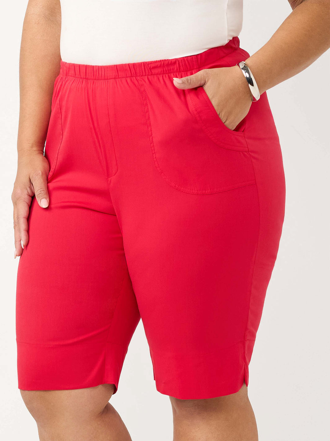 City Cotton Short - Red