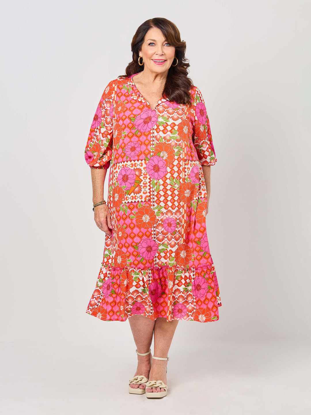 V-Neck Frill Hem Print Rayon Dress - Retro