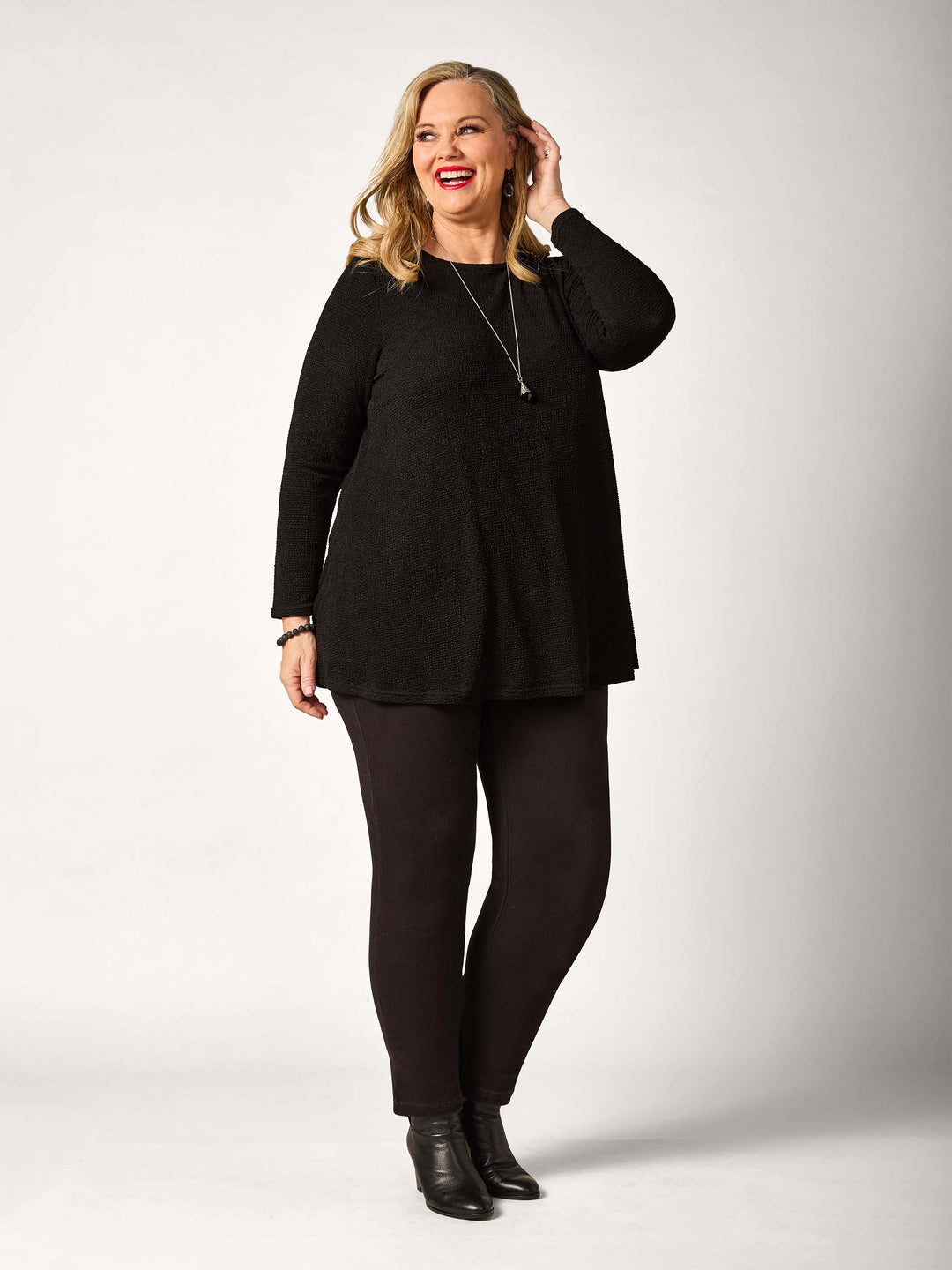 Boat Neck Swing Popcorn Top - Black