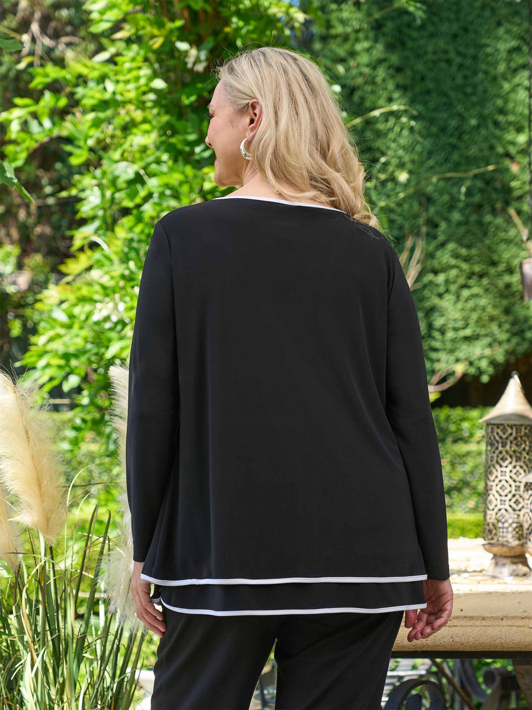 Long Sleeve Contrast Trim Top - Black/White