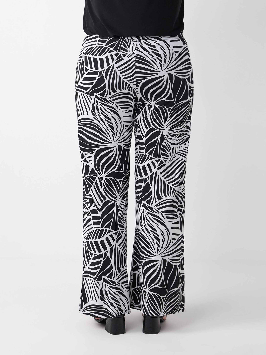 Black and white tropical leaf print wide-leg palazzo pants