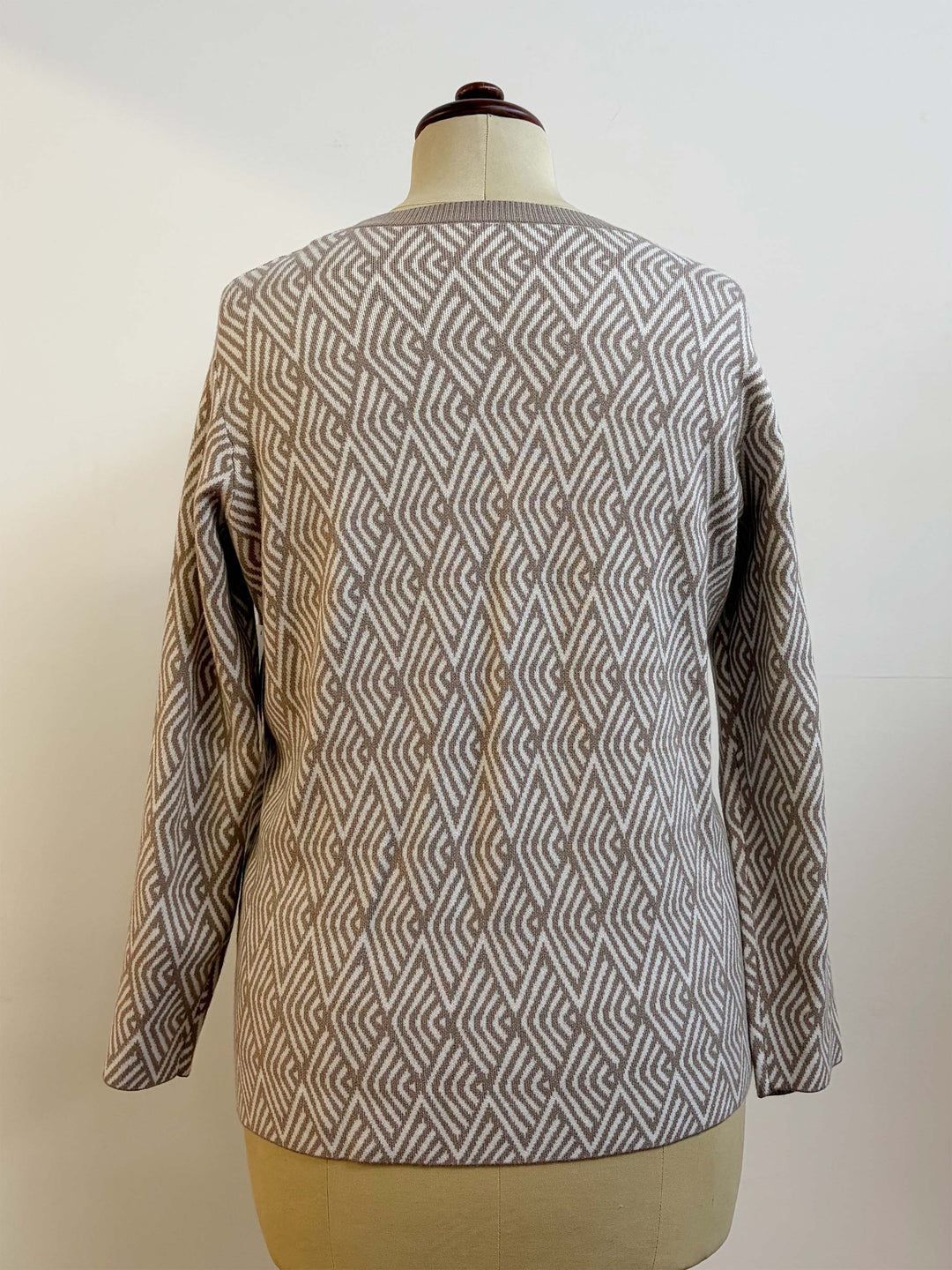 Front Pockets Jumper - Putty