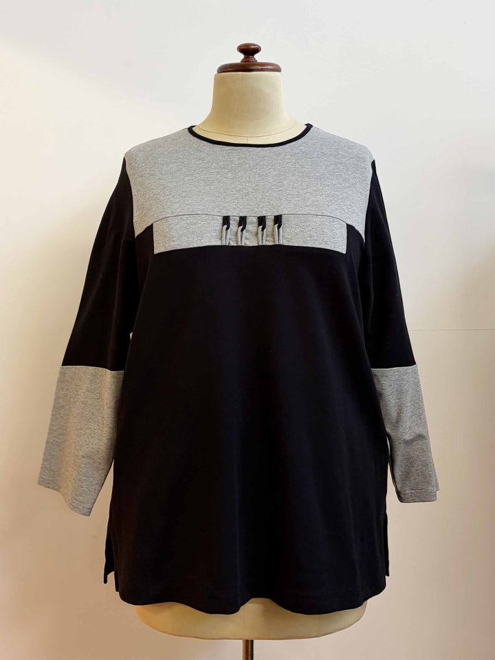 Contrast Colour Active Top - Black