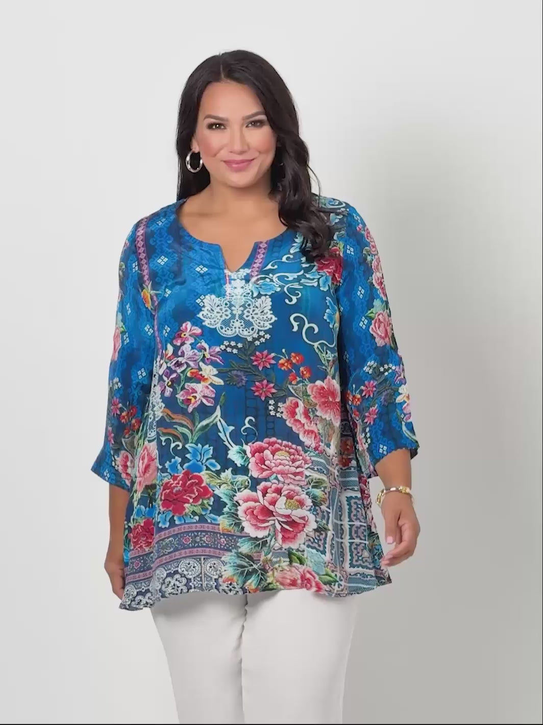Ariana Print V-Inset Top - Blue