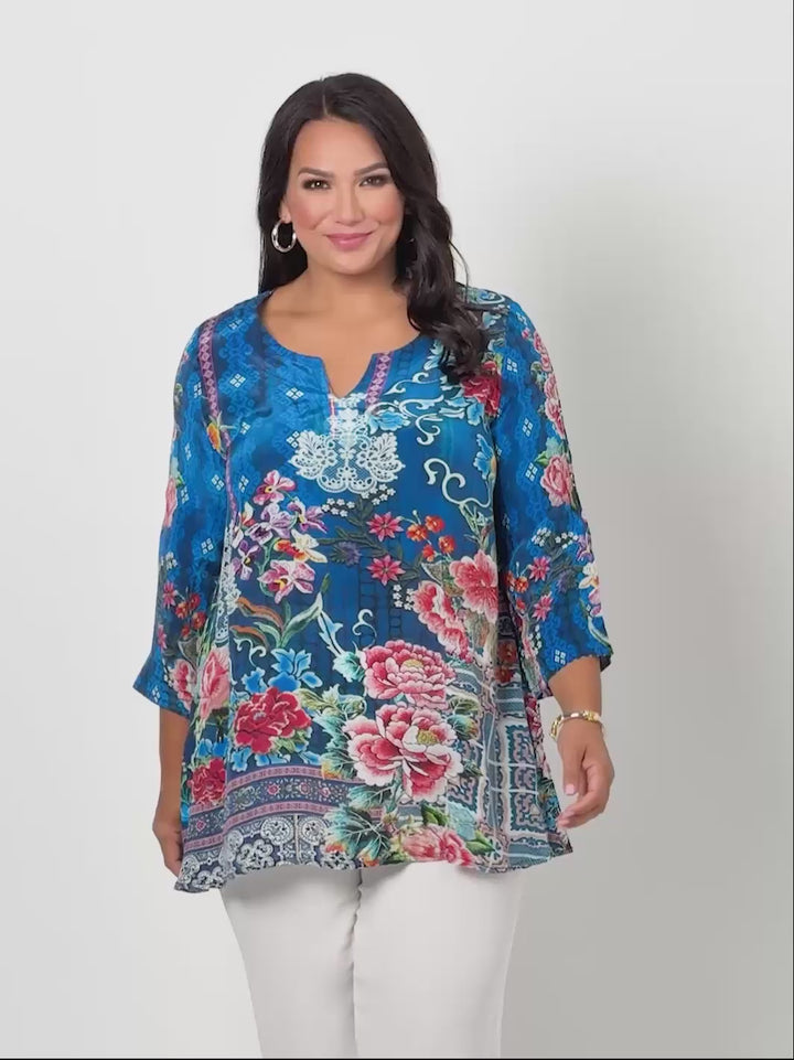 Ariana Print V-Inset Top - Blue